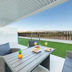 Wintowinrentals Exclusive Apartment With A Large Terrace In The Coastal Paradise Of Torre Del Mar