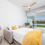 Wintowinrentals Exclusive Apartment With A Large Terrace In The Coastal Paradise Of Torre Del Mar
