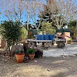 Quiet House With Garden, Very Well Connected