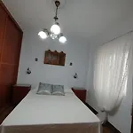 Ave 26, Piso Junto Playa