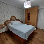 Ave 26, Piso Junto Playa