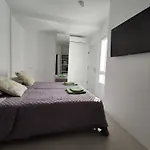 Sunny Private En Suite Room