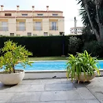 At005 Planta Baja Con Piscina, Airco, Parking, Playa A 600M