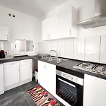 Casa Con Piscina Privada En Sant Pol De Mar