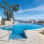 Bella Vista