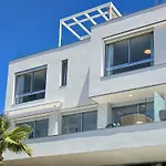 Modern Townhouse In Oceana Gardens Cancelada