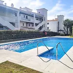 Beautiful 2 Bedroom Blue Suites Sea Views