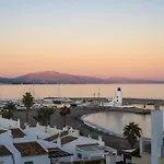 Sky-High Luxury Panoramic Sea Views & Expansive Terraces In This La Duquesa Penthouse