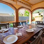 Catalunya Casas Cozy Beach Town Villa For 8 - No Car Necessary!