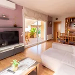 Catalunya Casas Cozy Beach Town Villa For 8 - No Car Necessary!