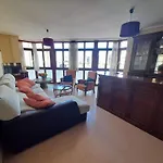 Piso Grande En Llanes Con Garaje