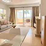 Stunning Apartment Near Golf Courses Perfect For Relaxation!