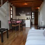 Apartamentos Rurales La Ciriguena