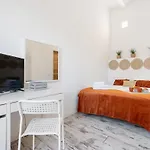 Lodging Apartments Pere IV