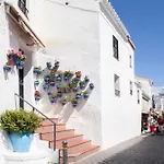 Seaview 3-Bed Flat With 2 Terraces Mijas Pueblo