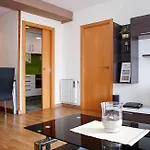 At059 Reformed & Beach Views, Airco, Wifi