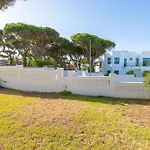 Villa Pinares