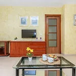 Apartment Mondrian By Interhome