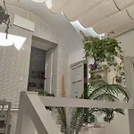 La Casa De Loto