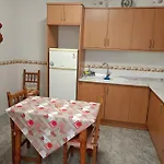 Amplio Apartamento En Zona Centrica De Nijar
