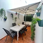 Apartamento*Carolapo*Con Patio Interior Y Garage