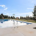 Chic 2-Bedroom Getaway In La Cala De Mijas Rdr466