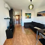 Estudio Con Piscina Pleno Centro Torremolinos