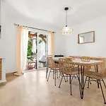 Explore Life At Los Naranjos Marbella - Rdr453