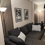 Fresh Apartment, 2 Bedroom, 2 Bathroom, 2 Lovely Poolareas