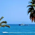 Marina IV Relax & Unwind With Sea Views, Pools & Bbq Beachfront In Mijas Costa & Fuengirola