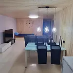 Apartamento Loft Con 2 Dormitorios, Jacuzzi Y Garage
