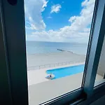 La Manga Beach Club Luzia