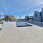 Sr Oasis 325 2 Bdr Penthouse With Sea View