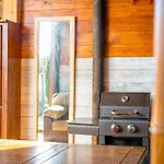 Stardust-Unique And Cozy Coastal Retreat