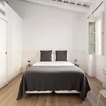 Intimate House - Heart Of Sarria