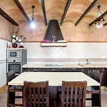 Villa Mami