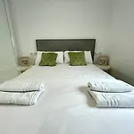 Gatu Amaya Duplex Nuevo, Prefente Mayores De 25 Anos Y Familias