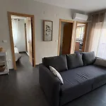Apartment Near The Beach