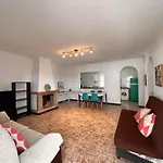 Chalet Con Piscina Privada Dos Banos Para 6 Pax
