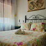 Hostal El Faro