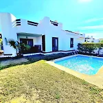 Casa Salinas Con Piscina Privada En Vera Playa