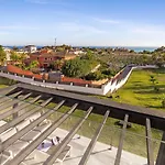 Vivi Homes - Casa Blanca II