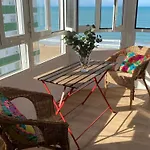 Apartamento Con Vistas Al Mar