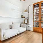 Barcelona Elegance 2Br With Rooftop Terrace