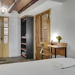 Concordia - Beautiful Flat, Spacious, Central 4 Rooms , 2 Bath