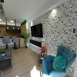 5-Star Luxury Apartment Next To The Beach -Marina Casares