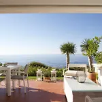 Saltlifemijasbeach