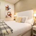 Newly Opened Mirakruz Suites With Ac By Santiago
