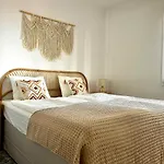 Apartment Lomas Del Sol In Benajarafe Mit Meerblick