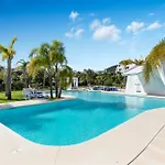 Scenic Apartment In Alcazaba Lagoon Ref M55